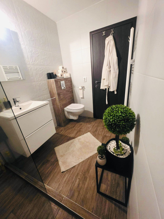 Apartament zona Vivo , 43 mp utili , parter înalt , mobilat și utilat 