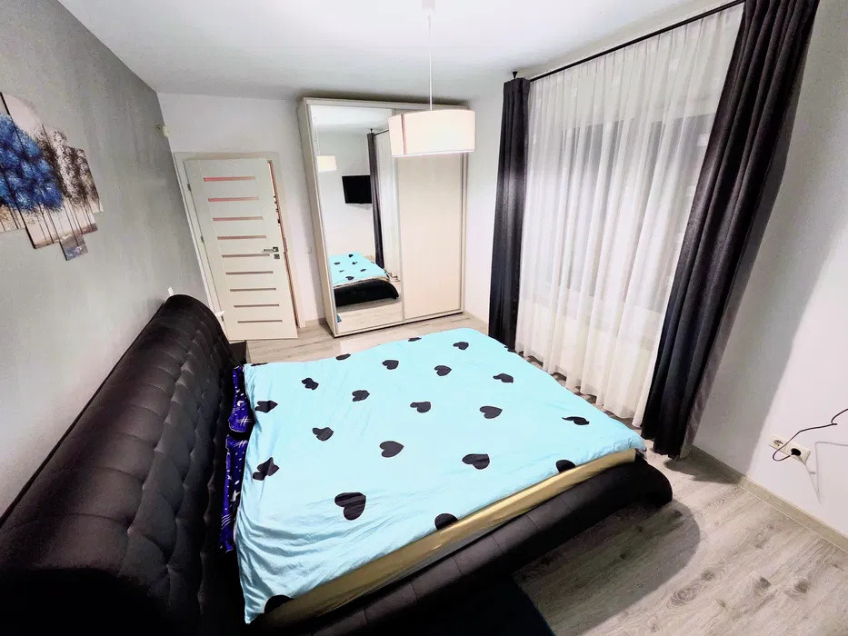 Apartament cu 3 camere, 78 mp, 2 parcari, zona Stadionului