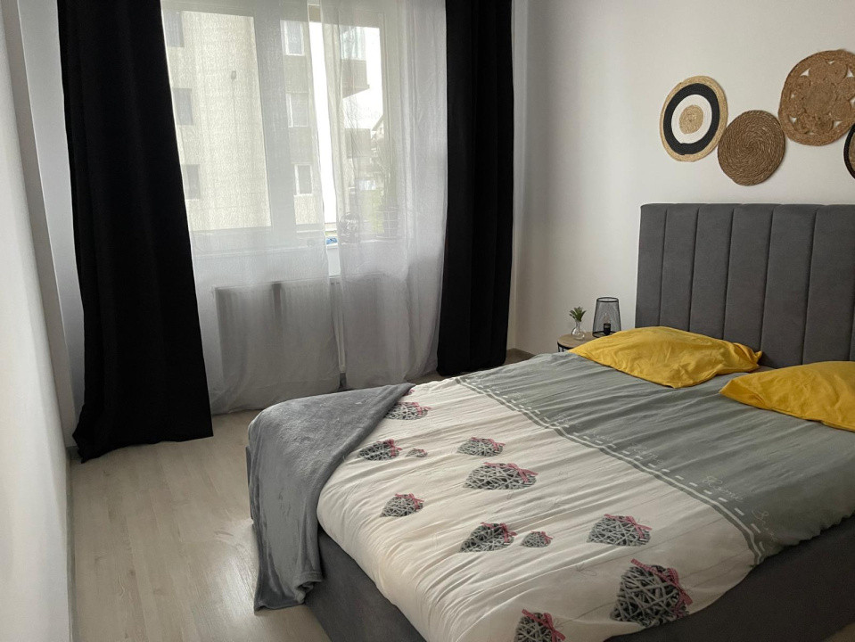 Apartament cu 2 camere, 43 mp, parcare, zona Terra