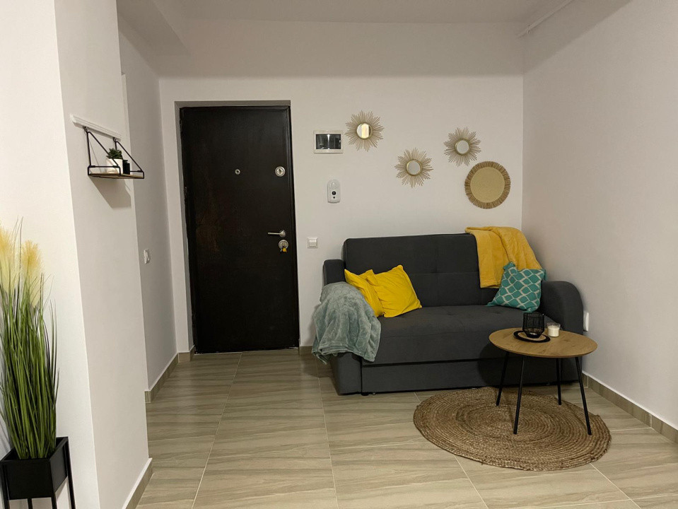 Apartament cu 2 camere, 43 mp, parcare, zona Terra