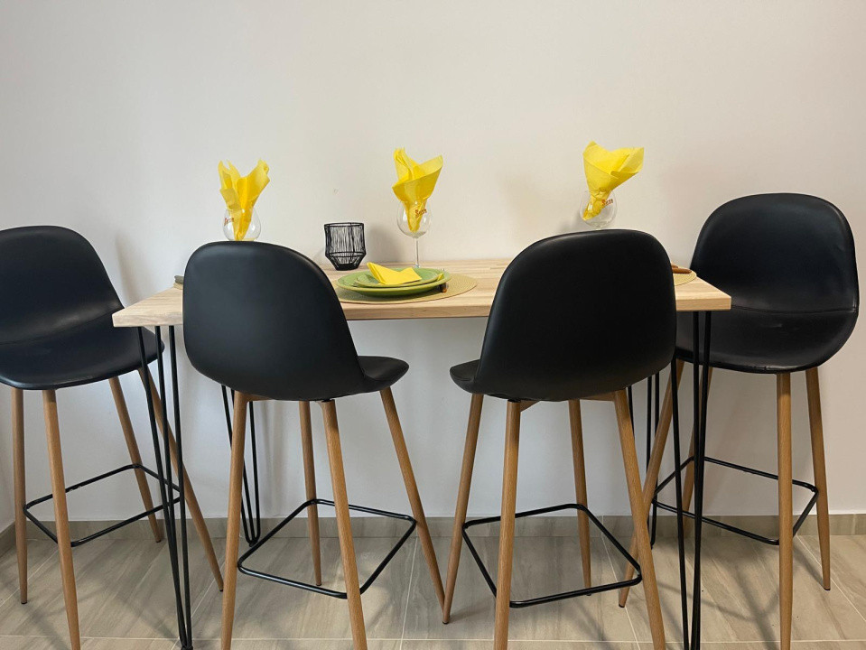 Apartament cu 2 camere, 43 mp, parcare, zona Terra