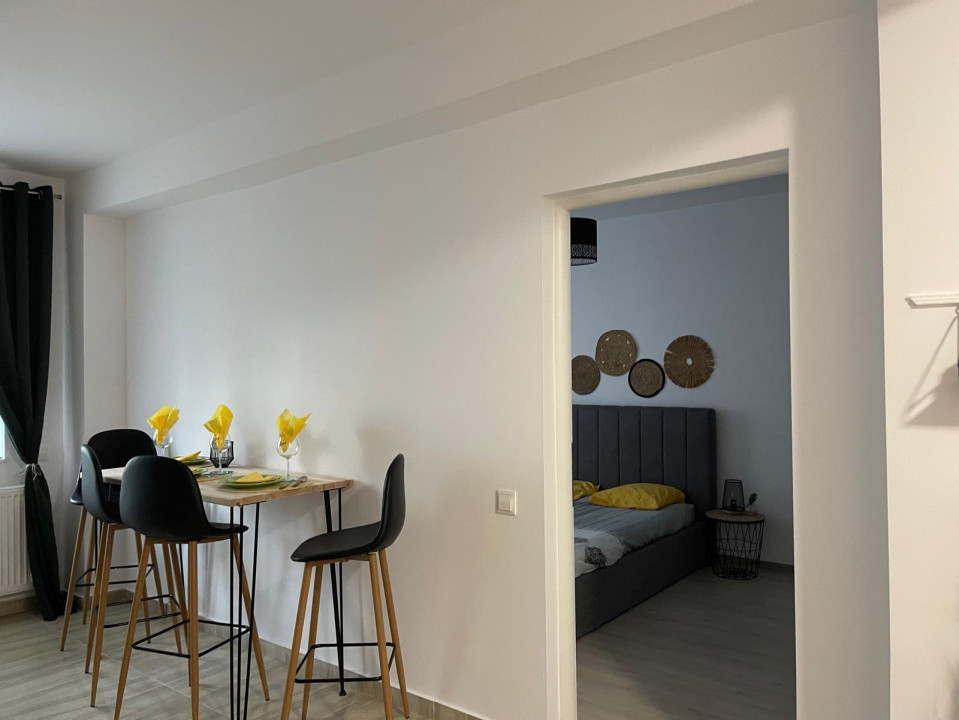 Apartament cu 2 camere, 43 mp, parcare, zona Terra