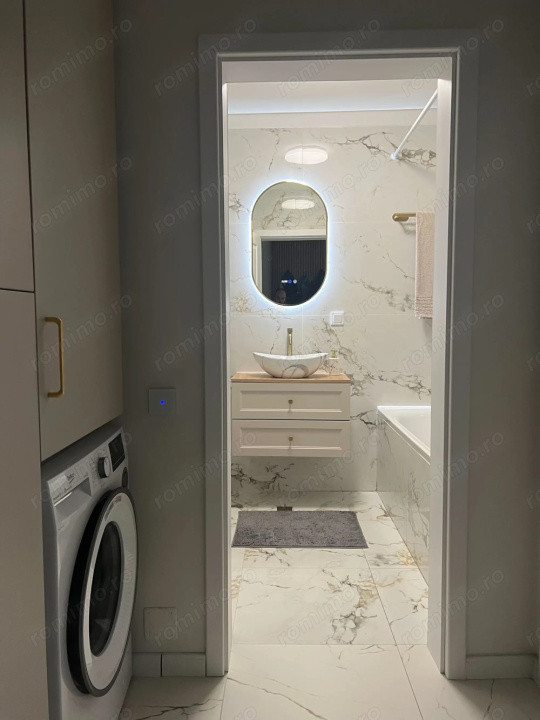 Apartament cu 3 camere, 57 mp, terasa de 31 mp, zona Ametyst