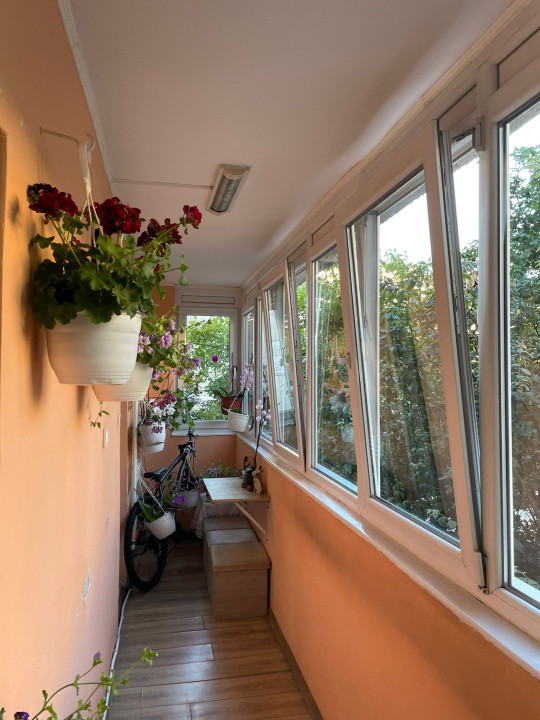 apartament cu 2 camere decomandate,zona Iulius Mall