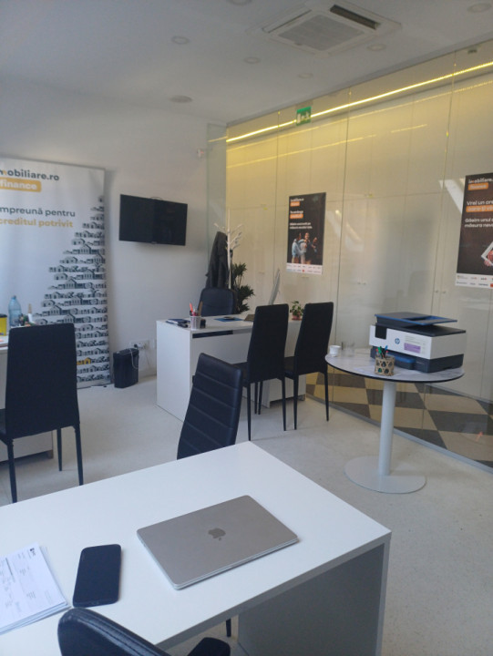Spatiu pentru birouri, 18 mp, toate utilitatile incluse, zona Regele Ferdinand