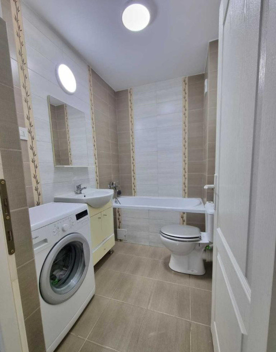 Apartament 2 camere decomandare, recent renovat, 48 mp, parcare, zona Artemia