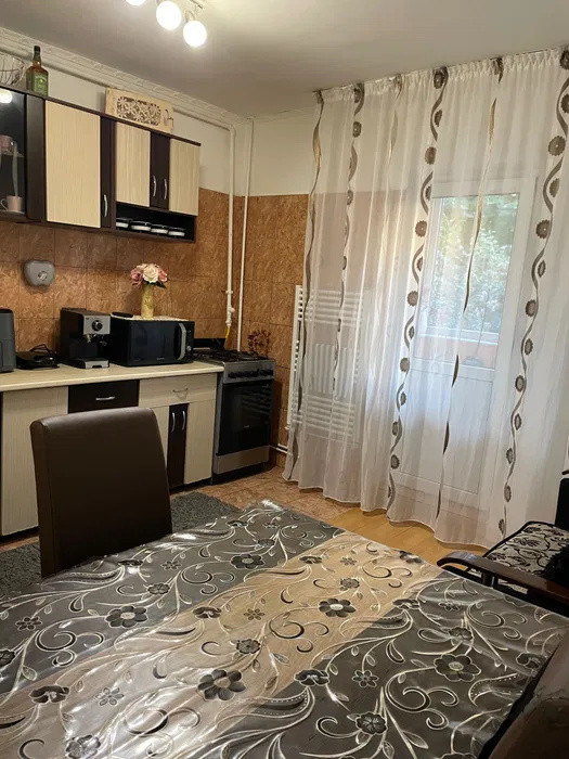 Apartament 2 camere decomandate, 53 mp, etaj 1, zona Expo-Transilvania