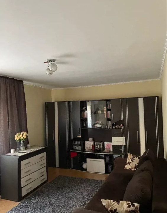 Apartament 2 camere decomandate, 53 mp, etaj 1, zona Expo-Transilvania