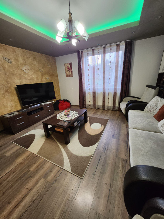 Casa idividuala de vanzare cu teren de 1000 mp