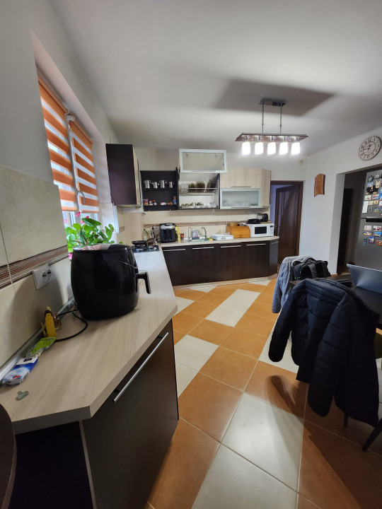 Casa idividuala de vanzare cu teren de 1000 mp