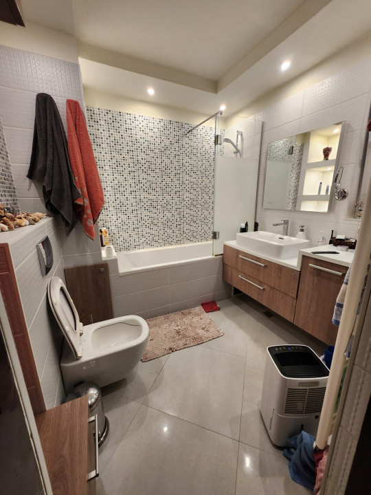 Casa idividuala de vanzare cu teren de 1000 mp