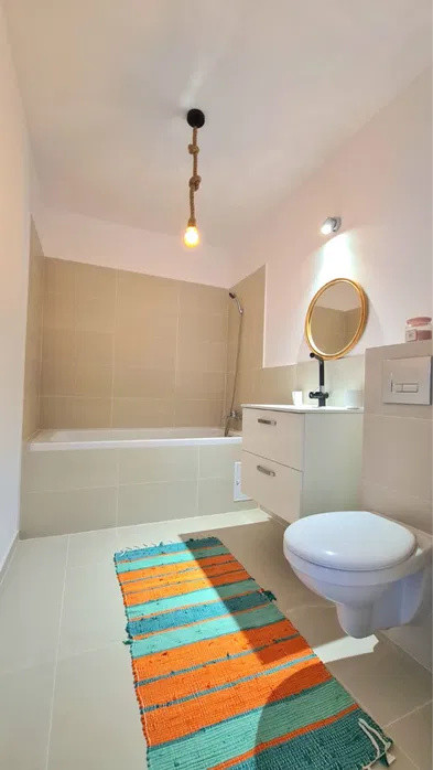 Apartament cu 2 camere, 47 mp, parcare, zona Cetatii