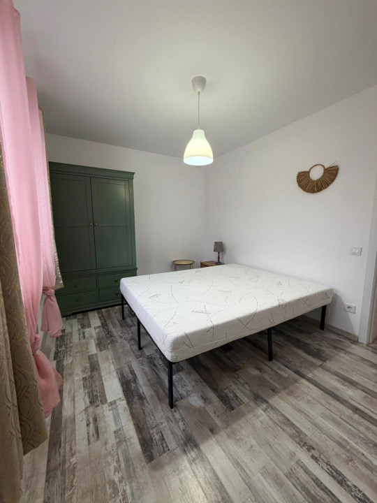 Apartament cu 2 camere, 47 mp, balcon, zona Cetatii