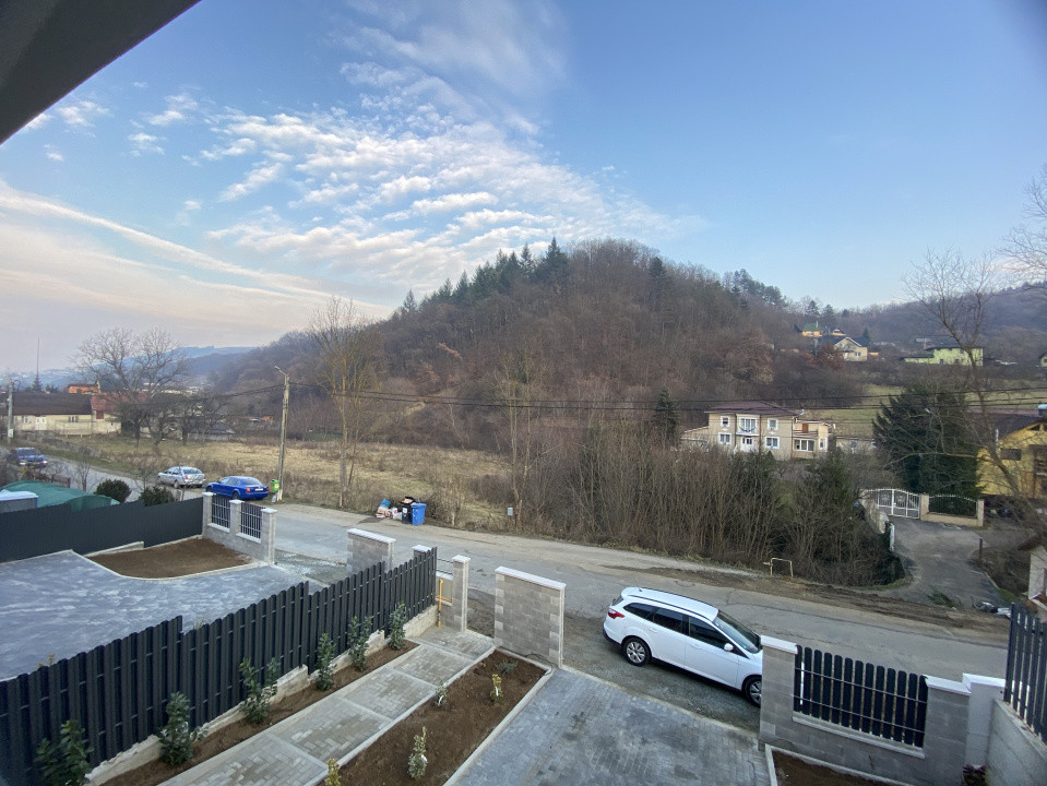 Duplex de vanzare, 195 mp utli, Garaj , zona Tauti 