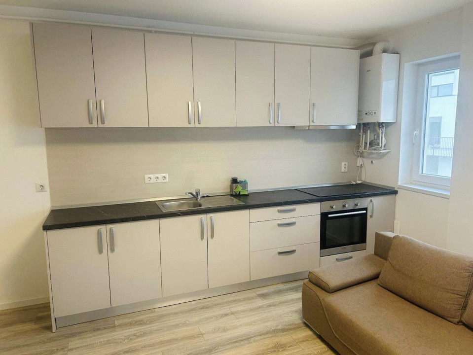 Apartament NOU cu  3 camere,zona Vivo ( Avram Iancu ) 
