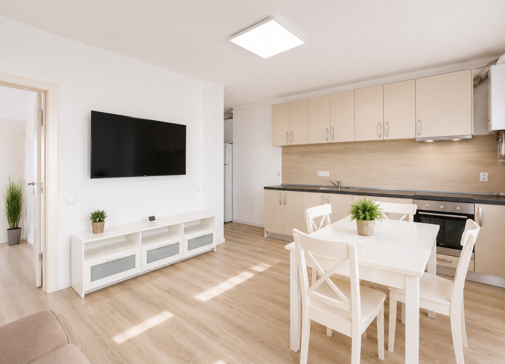 Apartament cu  3 camere,etaj intermediar,zona Vivo ( Avram Iancu ) 