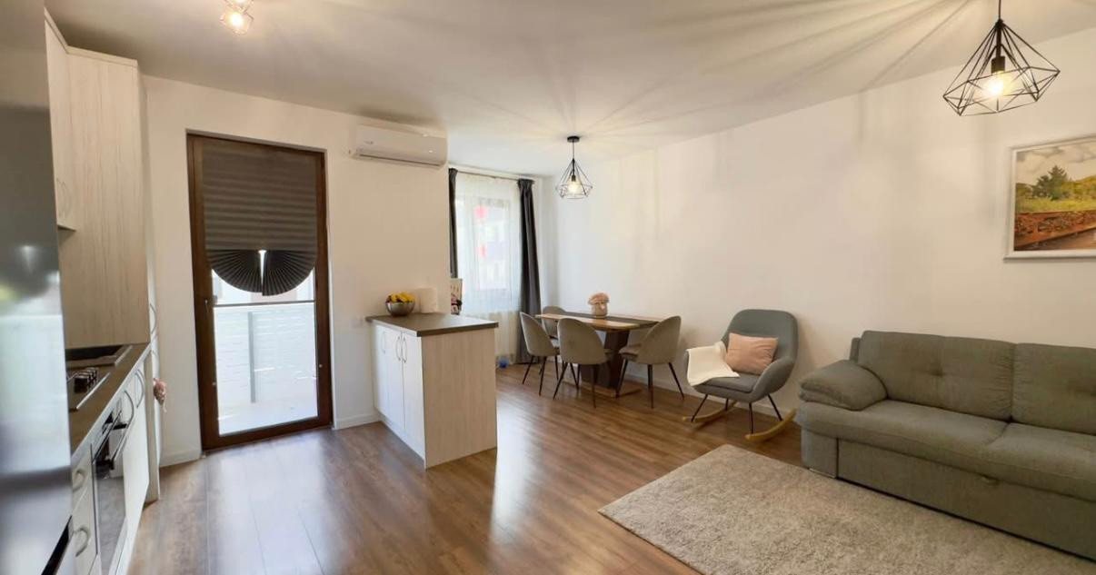 apartament cu 2 camere,etaj intermediar,parcare subterana si boxa,Parc Poligon