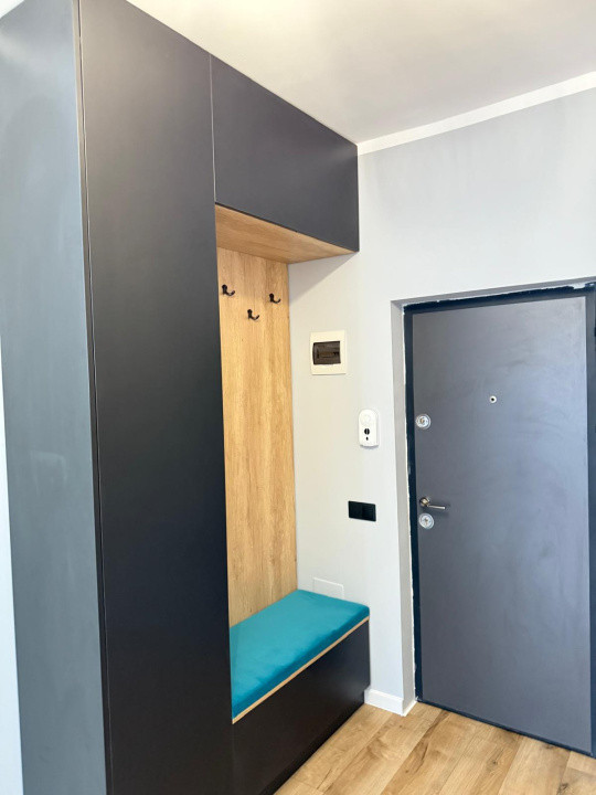 APARTAMENT CU  2 CAMERE DECOMANDATE+GARAJ,ZONA TEILOR