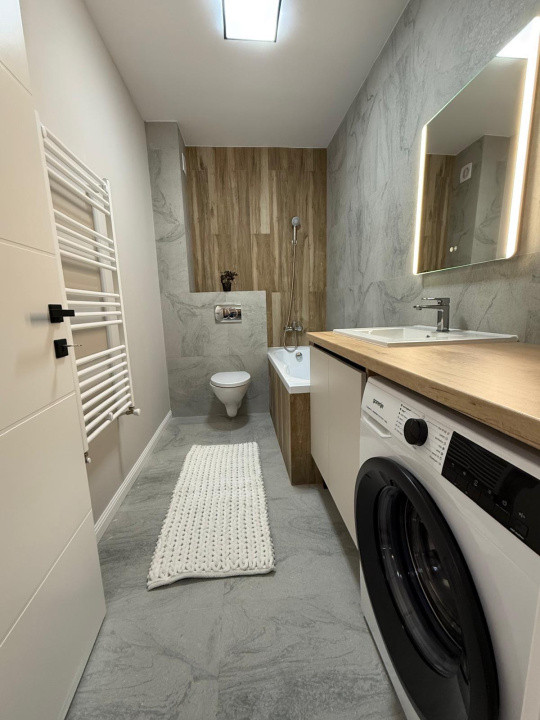 apartament ultrafinisat cu 3 camere,pacare subterana,zona Terra
