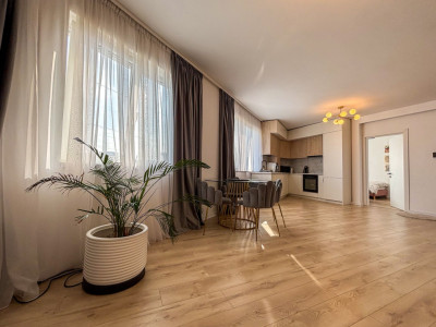 Apartament 3 camere, 65 mp, parcare, zona Vivo!