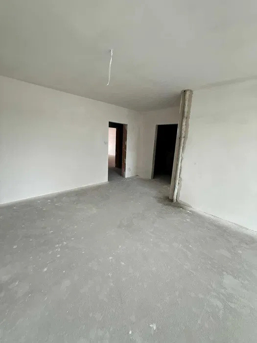 Apartament cu 2 camere, balcon, zona BMW