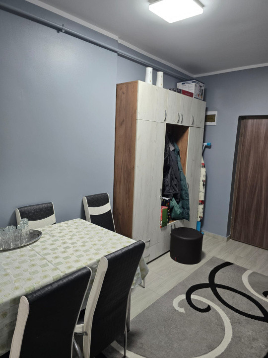 Apartament de vanzare 1 camere si 2 parcari cu CF,zona Parc Poligon