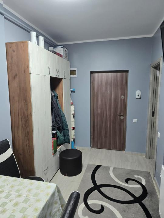 Apartament de vanzare 1 camere si 2 parcari cu CF,zona Parc Poligon