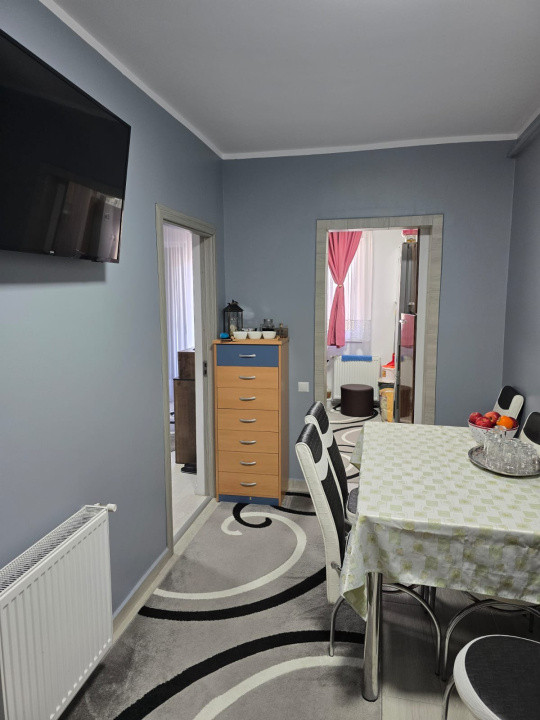 Apartament de vanzare 1 camere si 2 parcari cu CF,zona Parc Poligon