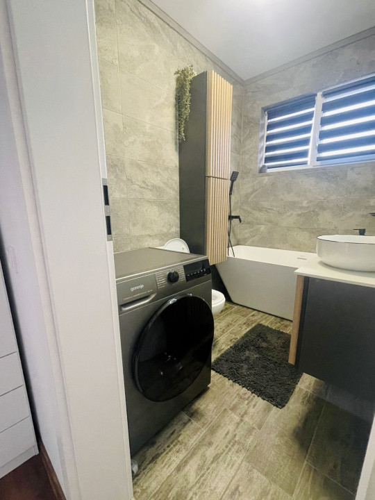 Apartament la cheie cu terasa de 44 mp,2 camere,bloc nou