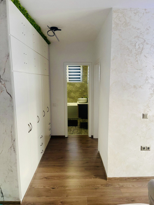 Apartament la cheie cu terasa de 44 mp,2 camere,bloc nou