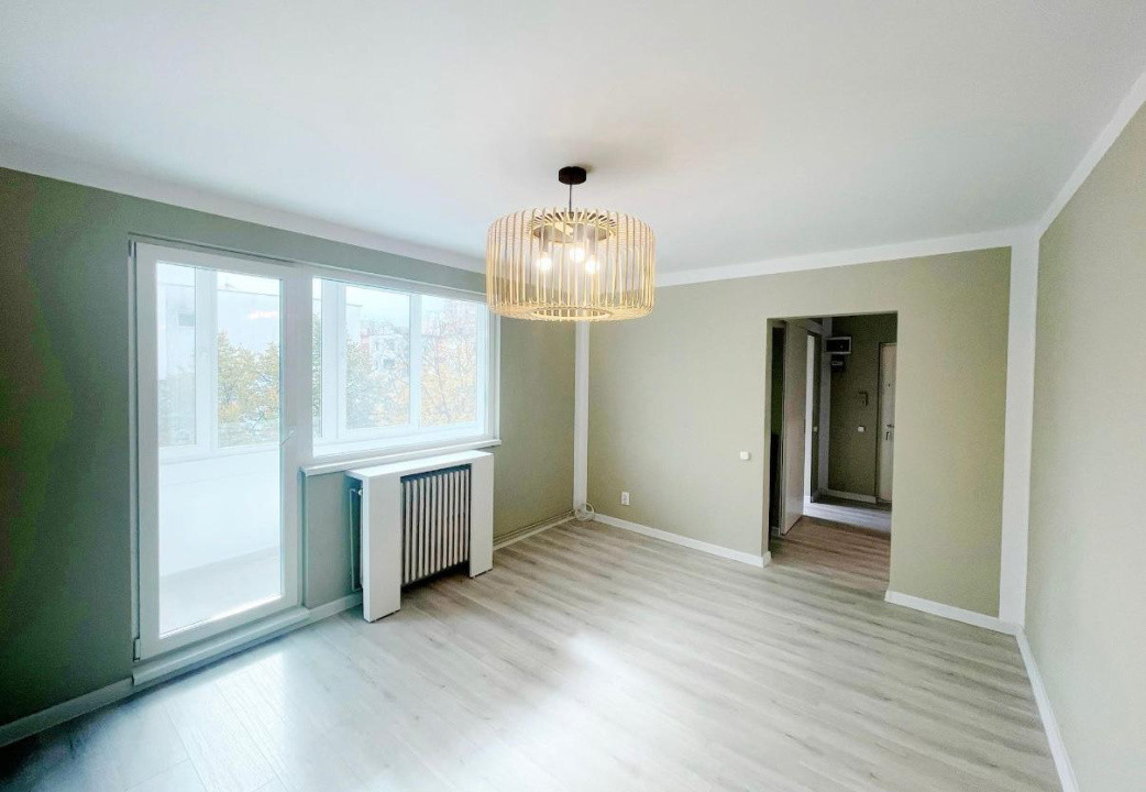 Apartament decomandat cu 4 camere,2 bai,ultrafinisat,zona Minerva,Manastur