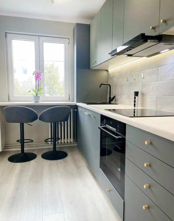 Apartament decomandat cu 4 camere,2 bai,ultrafinisat,zona Minerva,Manastur