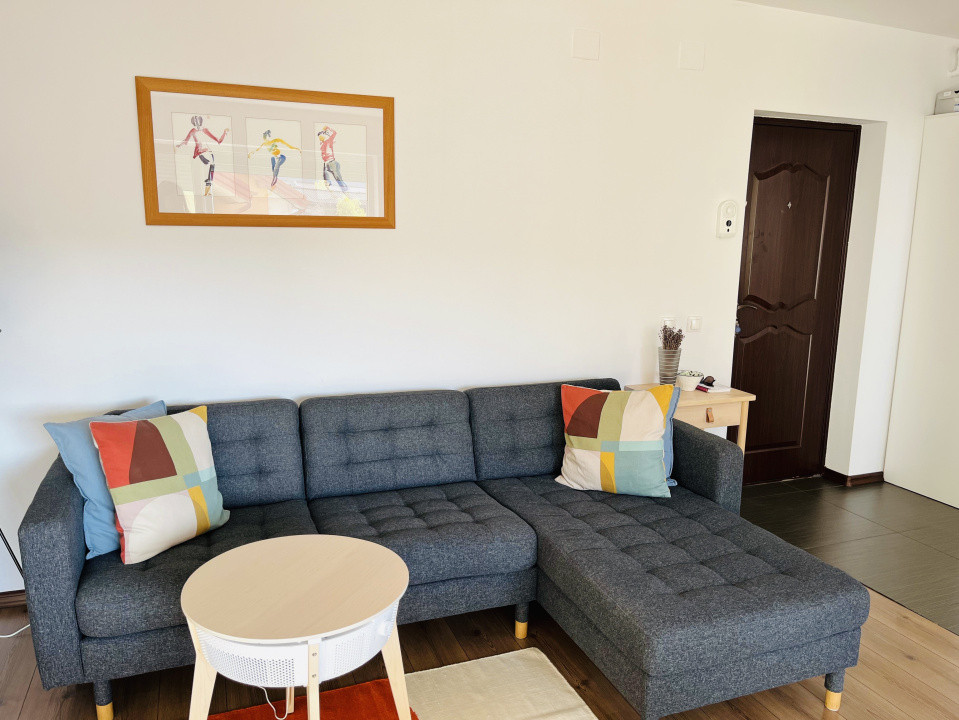 Apartamente 3 camere ,64 mp utili ,parcare ,zona Eroilor