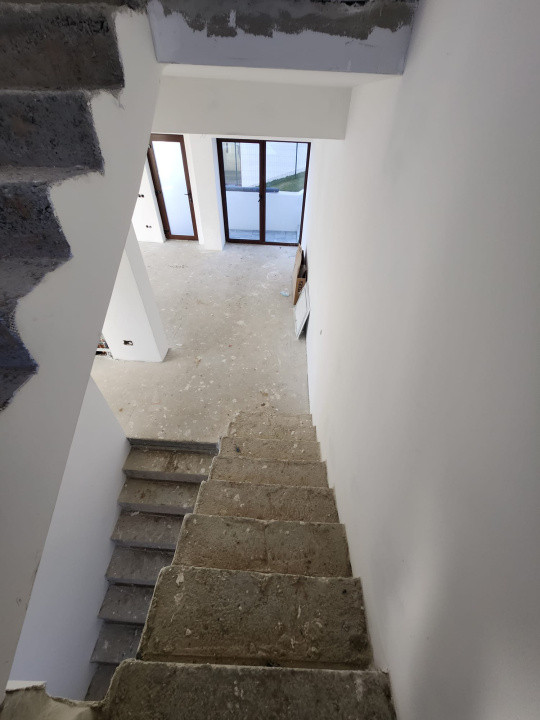 Casa de vânzare, Feleacu, Garaj,1000 mp teren