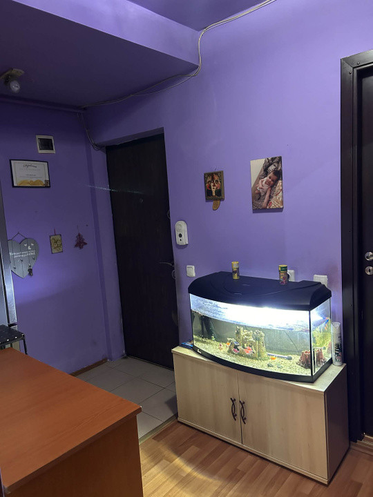 Apartament cu 2 camere, decomandat, 2 balcoane, zona Eroilor