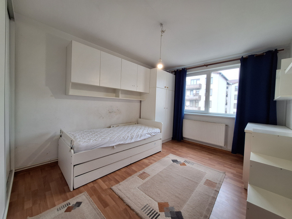 Apartament cu 3 camere, 68 mp, parcare, zona Tineretului