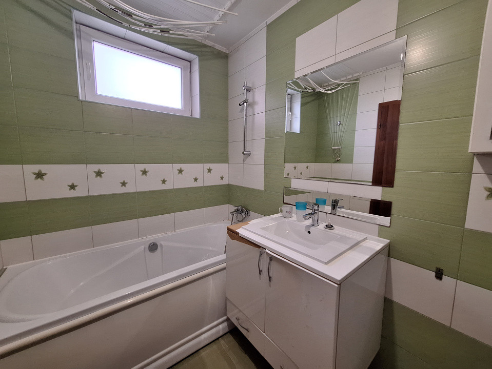 Apartament cu 3 camere, 68 mp, parcare, zona Tineretului
