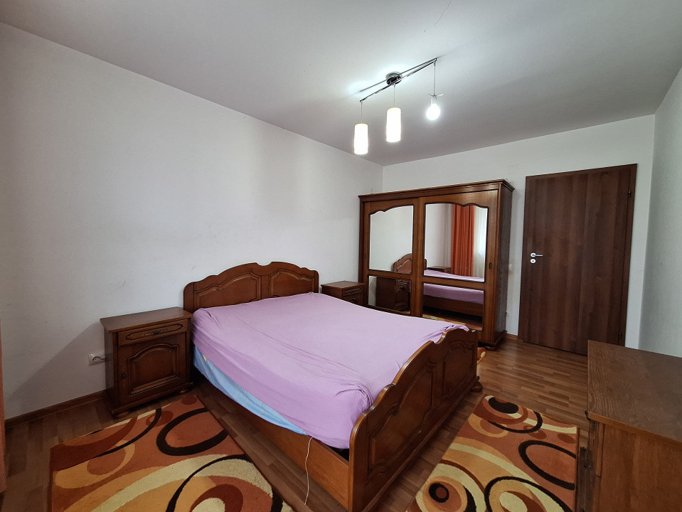 Apartament cu 3 camere, 68 mp, parcare, zona Tineretului