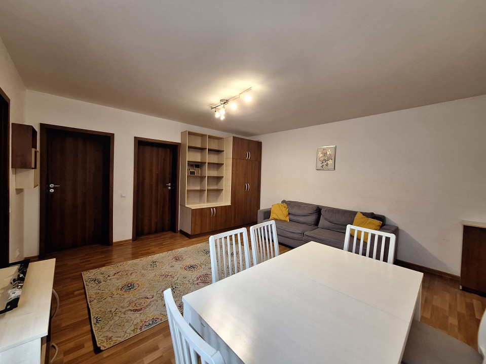 Apartament cu 3 camere, 68 mp, parcare, zona Tineretului