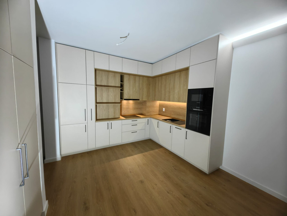 Apartament de 2 camere, 48.73 mp, Finisat, Parcare, Zona Vivo