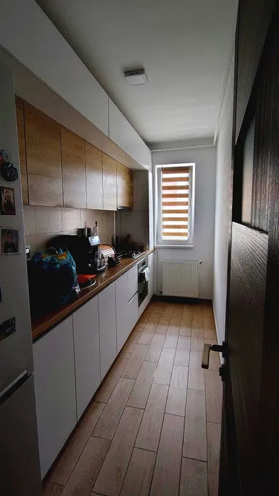 Apartament cu 2 camere, decomandat, 56 mp, balcon, zona Abatorului