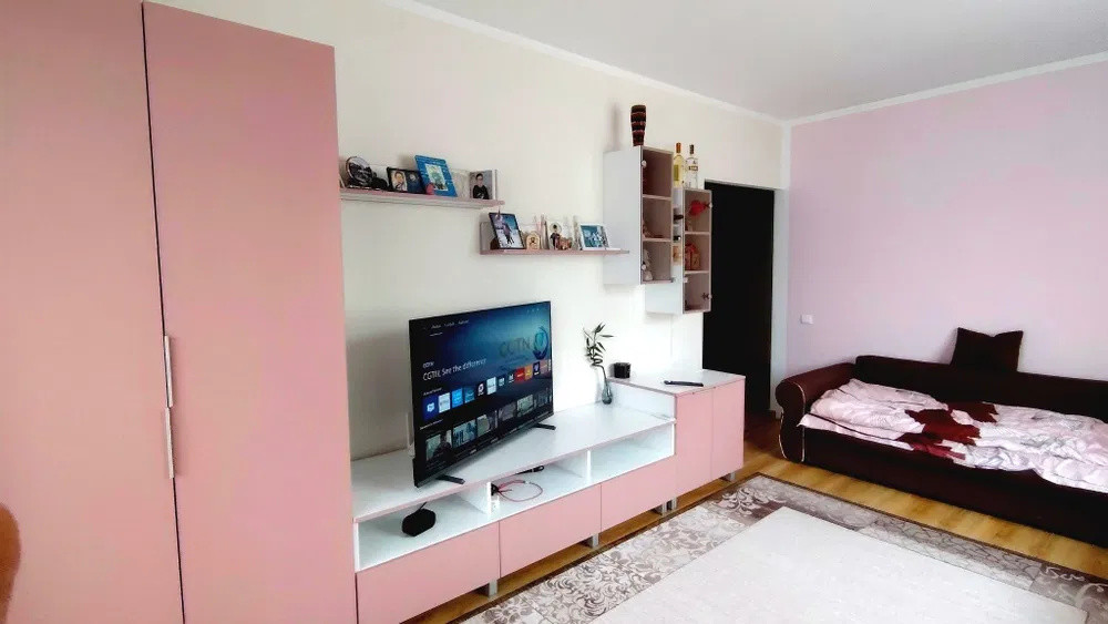 Apartament cu 2 camere, decomandat, 56 mp, balcon, zona Abatorului