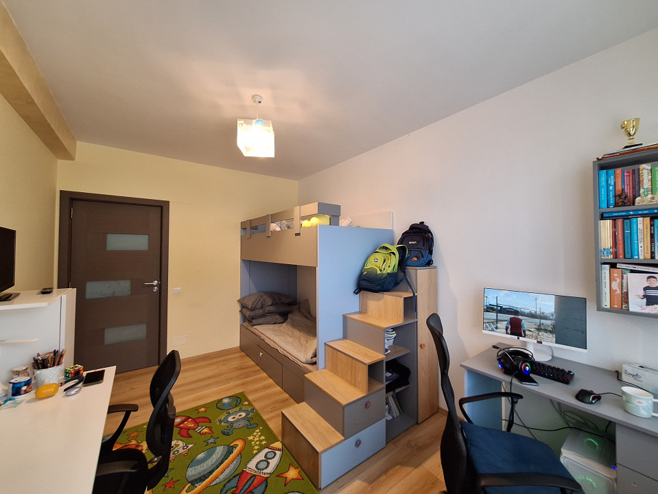 Apartament cu 2 camere, decomandat, 50 mp, balcon, zona Abatorului