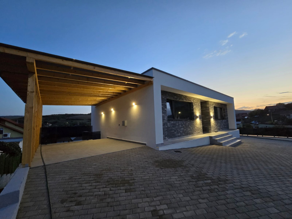Casa individuala  , 130 mp utli , teren 583 mp , zona Sun Garden Baciu