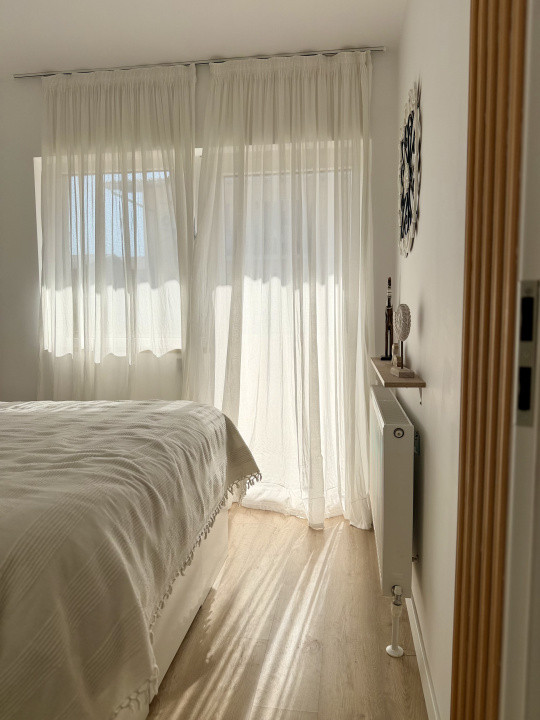 Apartament la cheie , 2 camere+balcon,etaj intermediar