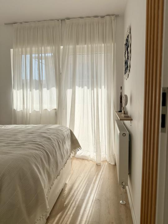 Apartament la cheie , 2 camere+balcon,etaj intermediar