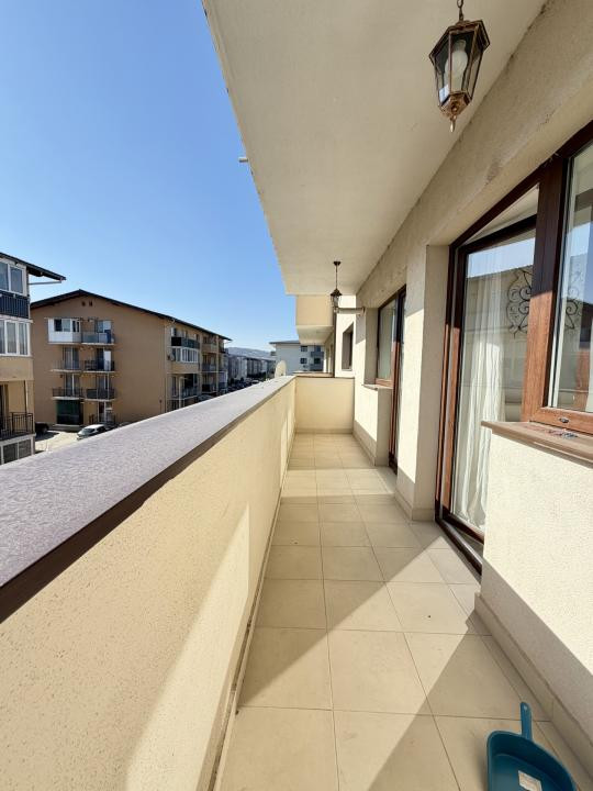 Apartament la cheie ,2 camere+balcon,etaj intermediar