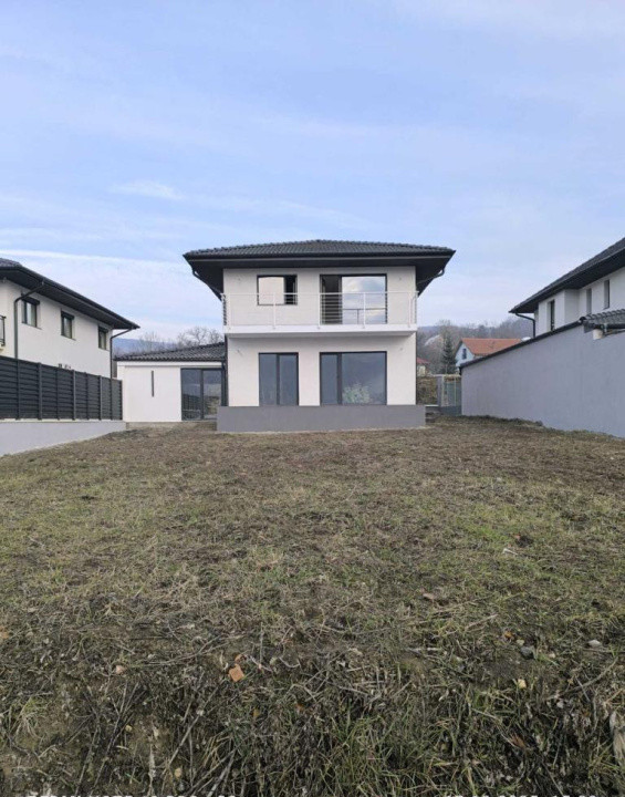 Casă Individuala Popesti 124mp, Teren 583mp, Garaj 32mp