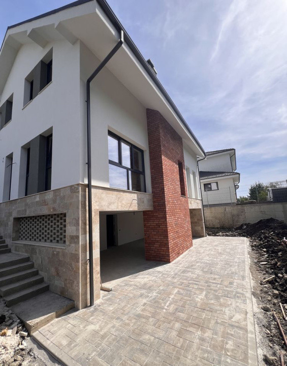 Casă Individuală 215mp utili si 500mp teren in Chinteni zona Profi