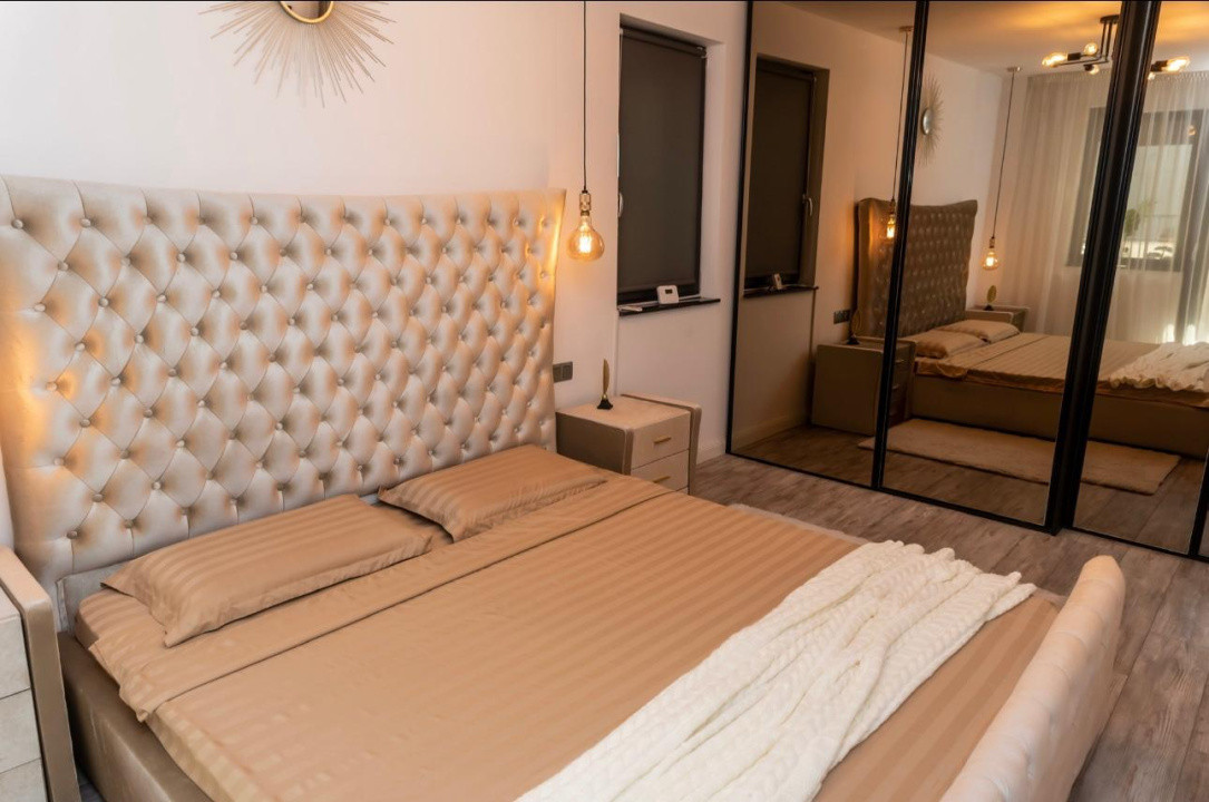 Apartament cu 3 camere, 60 mp, terasa, zona VIVO